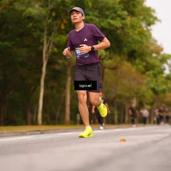 Runner Photo 5439724