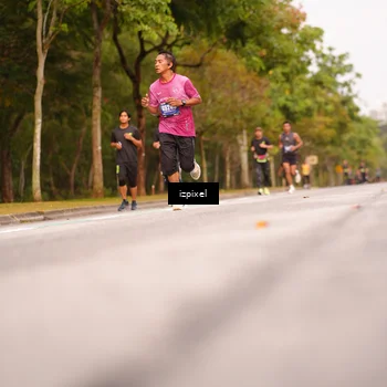 Runner Photo 5439936