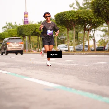 Runner Photo 5440118