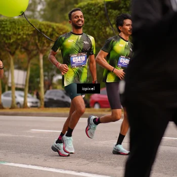 Runner Photo 5440241