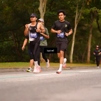 Runner Photo 5440475