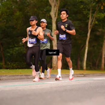 Runner Photo 5440478