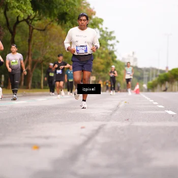 Runner Photo 5440665