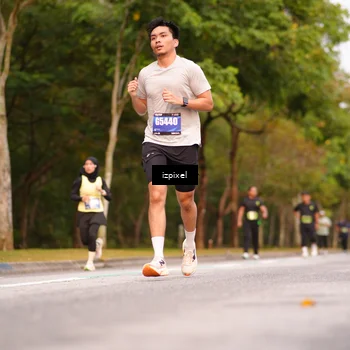 Runner Photo 5441060