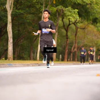 Runner Photo 5441144