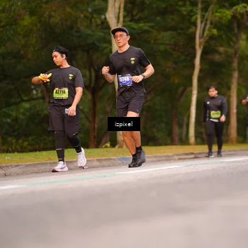 Runner Photo 5441323