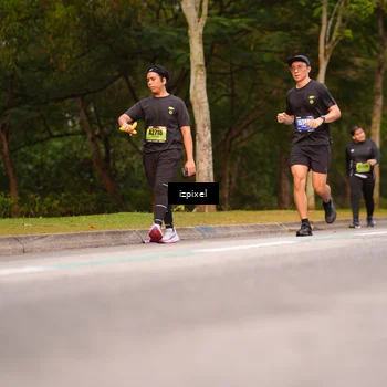 Runner Photo 5441324
