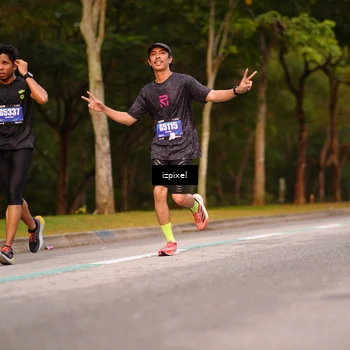 Runner Photo 5441751