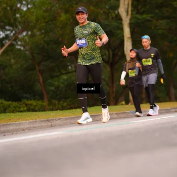 Runner Photo 5441792