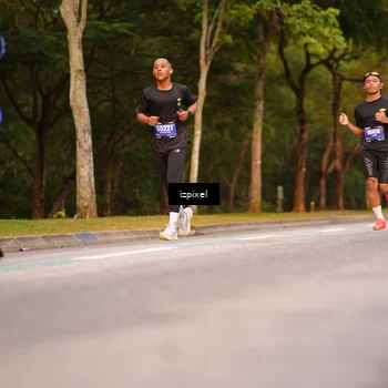 Runner Photo 5441898