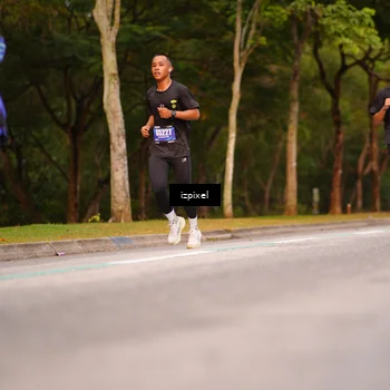 Runner Photo 5441901