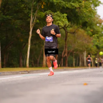 Runner Photo 5441918