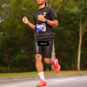 Runner Photo 5441924