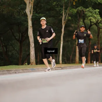 Runner Photo 5442050