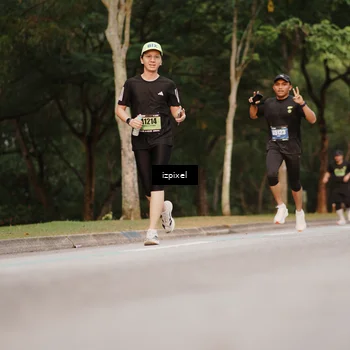 Runner Photo 5442058