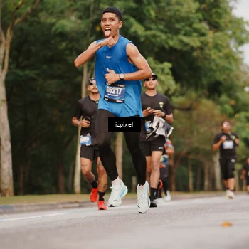 Runner Photo 5442153