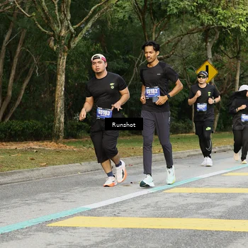 Runner Photo 5442157
