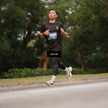Runner Photo 5442217