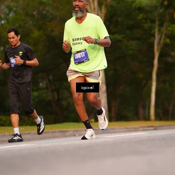 Runner Photo 5442247