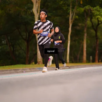 Runner Photo 5442256