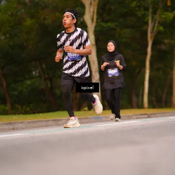 Runner Photo 5442257
