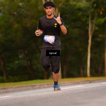 Runner Photo 5442291