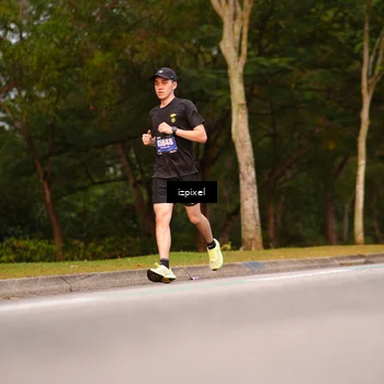 Runner Photo 5442343