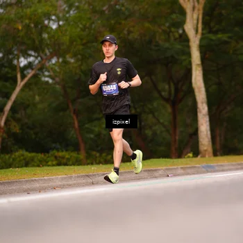 Runner Photo 5442352