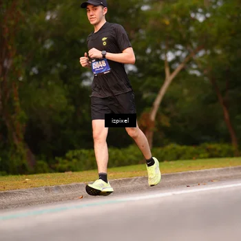 Runner Photo 5442371
