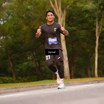 Runner Photo 5442437