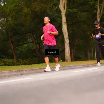 Runner Photo 5442515