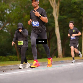 Runner Photo 5442680