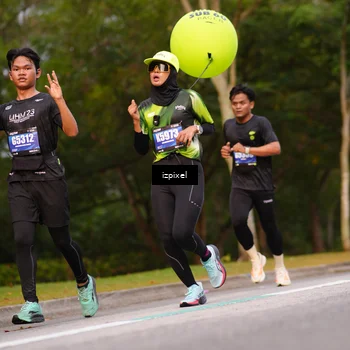Runner Photo 5442850