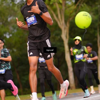 Runner Photo 5442853