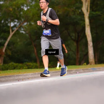 Runner Photo 5443024