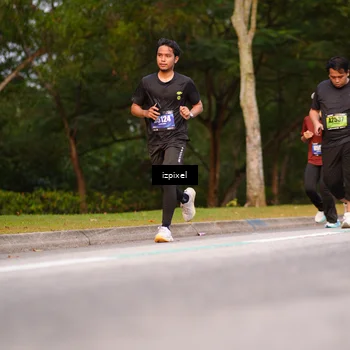 Runner Photo 5443042