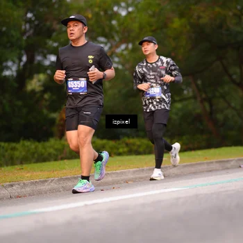 Runner Photo 5443095