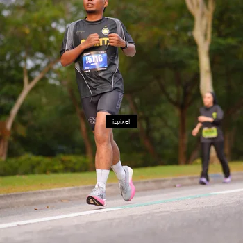 Runner Photo 5443157