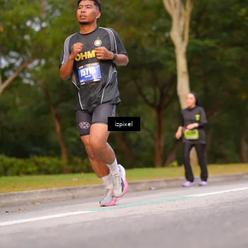 Runner Photo 5443158