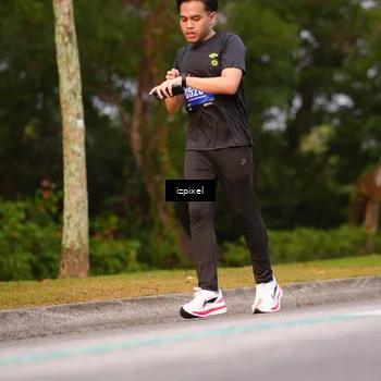 Runner Photo 5443190