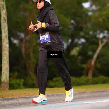 Runner Photo 5443235