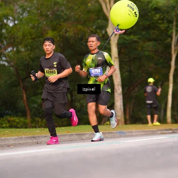 Runner Photo 5443253