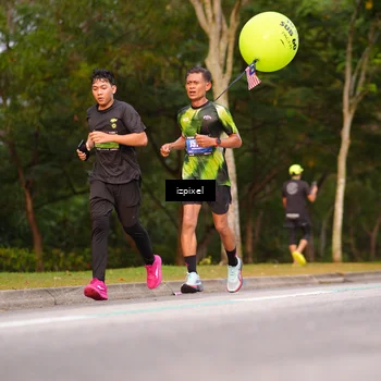 Runner Photo 5443254