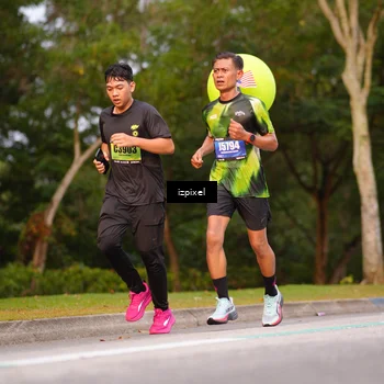 Runner Photo 5443268