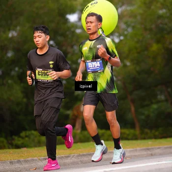 Runner Photo 5443276