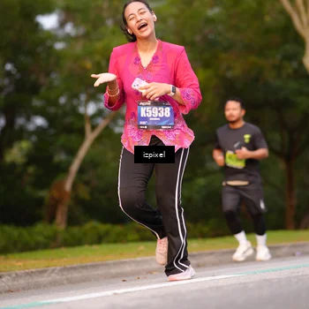 Runner Photo 5443309