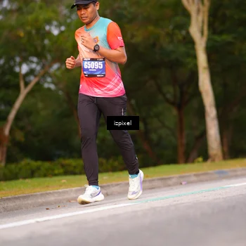 Runner Photo 5443466