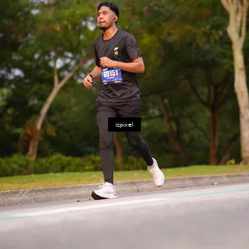 Runner Photo 5443506