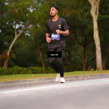 Runner Photo 5443515