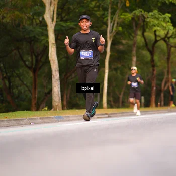 Runner Photo 5443575
